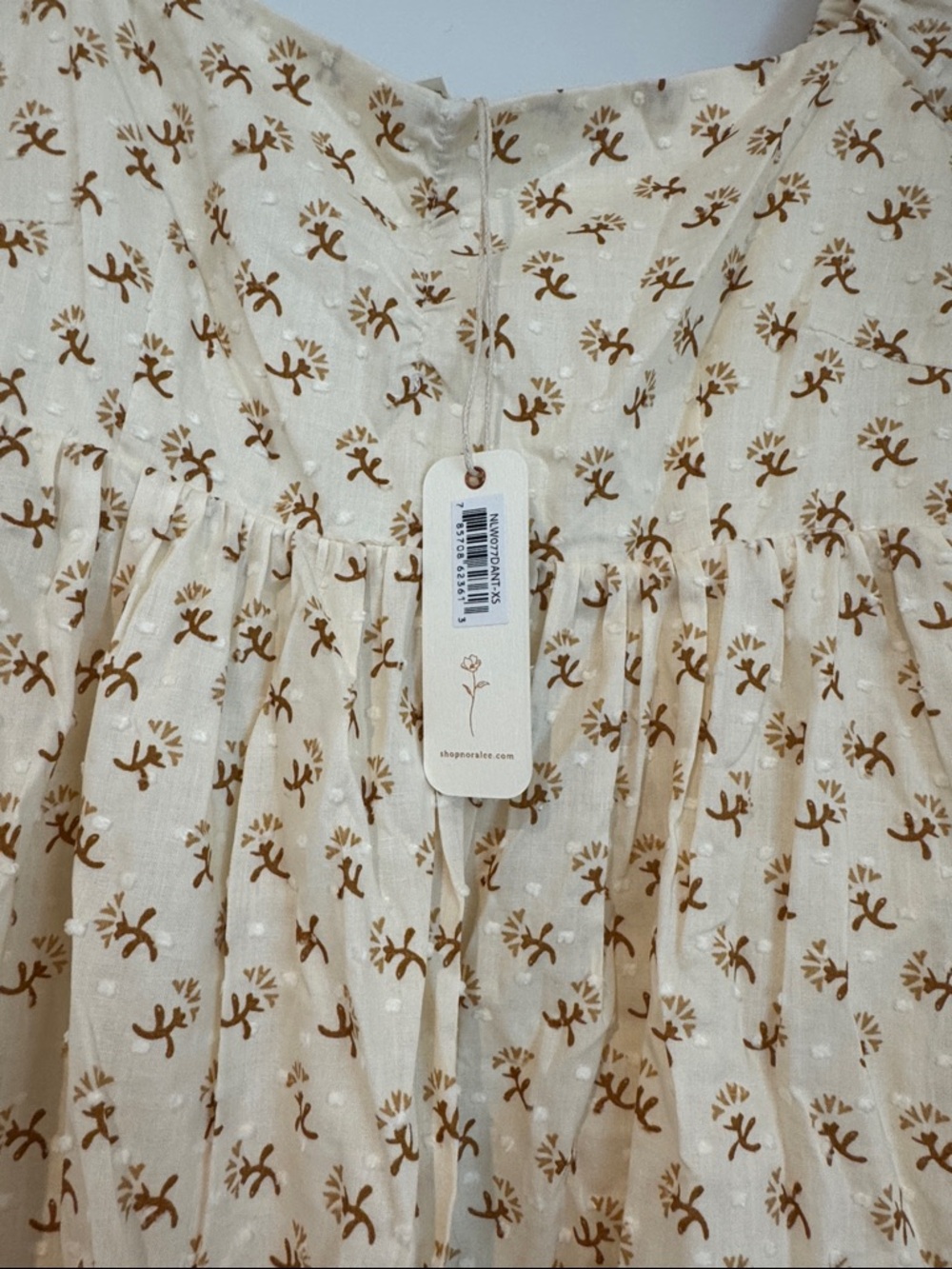 Cream Floral Maxi Dress with Puff Sleeves - Picture 3 of 4